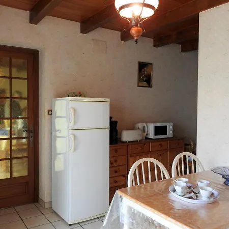 Gite Confortable Avec Cheminee, Cour Et Verger A Dampierre - Fr-1-611-55 Dampierre (Haute-Marne)