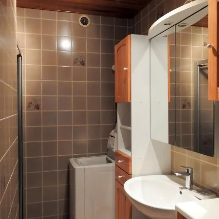 Gite Confortable Avec Cheminee, Cour Et Verger A Dampierre - Fr-1-611-55 Nyaraló